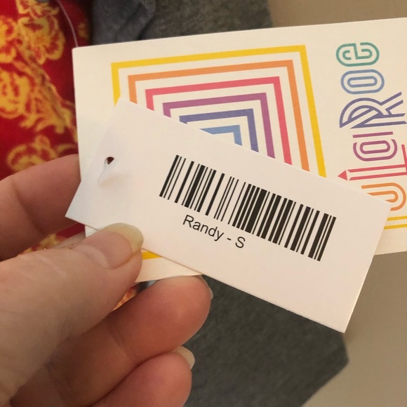 LulaRoe Randy T-shirt size small. Red/gray - Picture 5 of 6